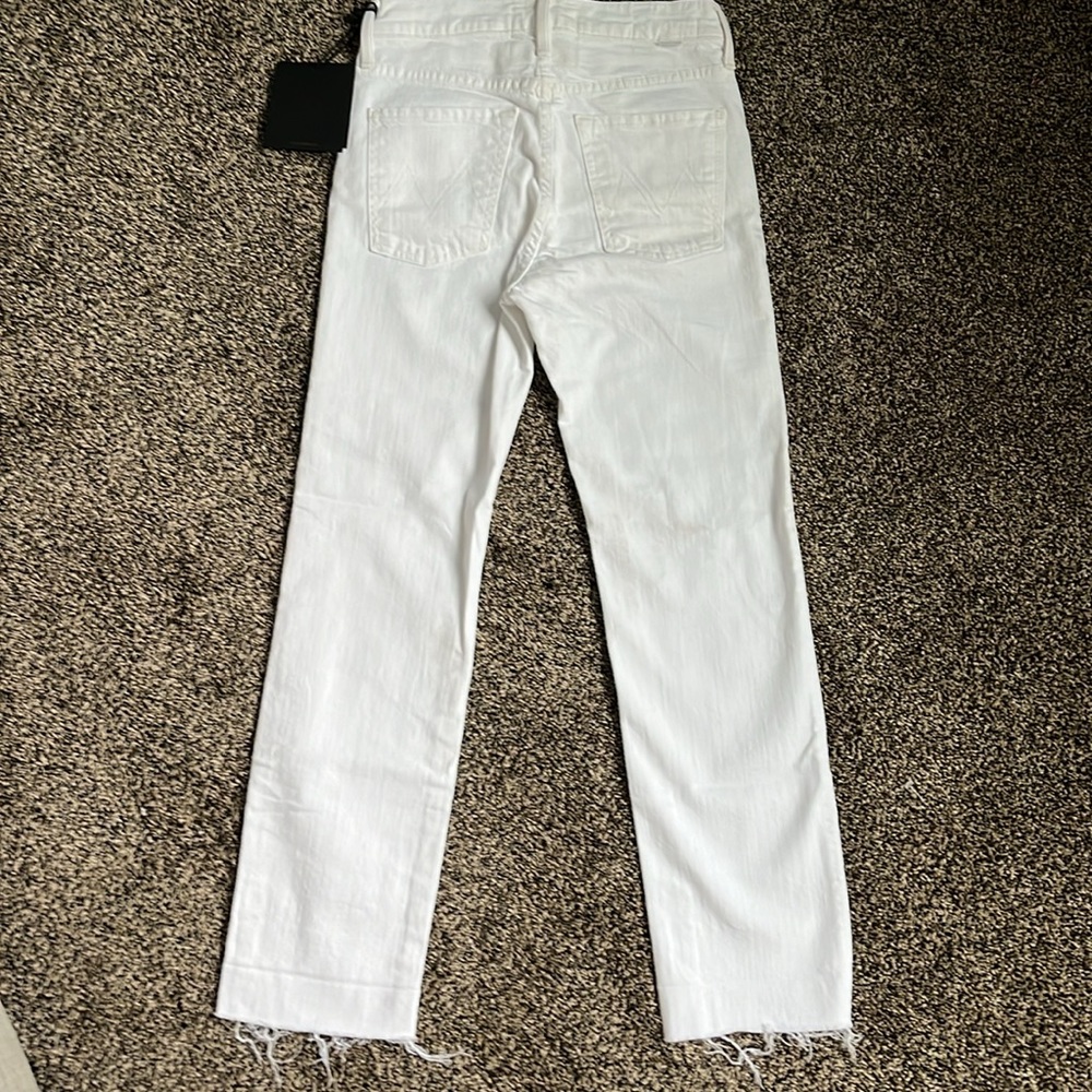 Mother Superior Jean The Scrapper Cuff Ankle Fray White Jean, like new - Picture 7 of 7